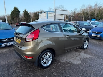 Used Ford Fiesta 2015 for sale - 76768352: Photo
