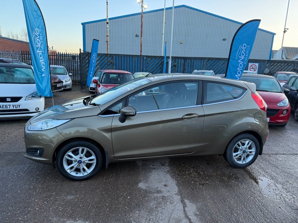 Used Ford Fiesta 2015 for sale - 76768352: Photo 4