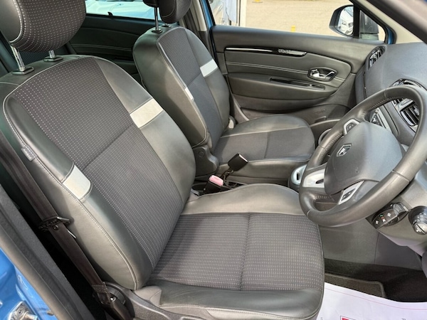 Used Renault Scenic 2012 for sale - 75992498: Photo 10