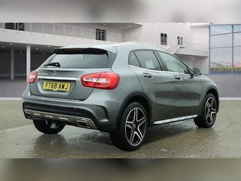 Used Mercedes-Benz GLA 2018 for sale - 77480158: Photo