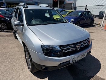 Used Dacia Duster 2016 for sale - 79046351: Photo