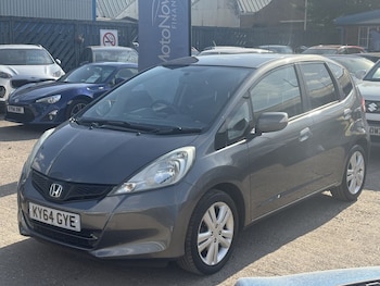 Used Honda Jazz 2014 for sale - 79474779: Photo