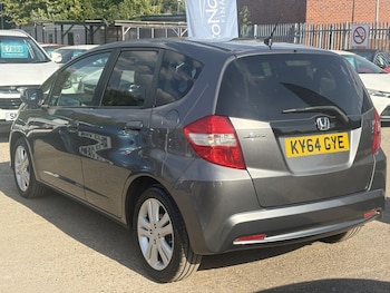 Used Honda Jazz 2014 for sale - 79474779: Photo