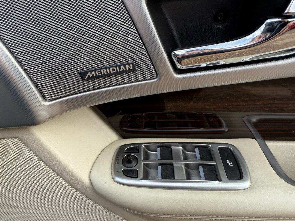 Used Jaguar XF 2015 for sale - 76333554: Photo 21