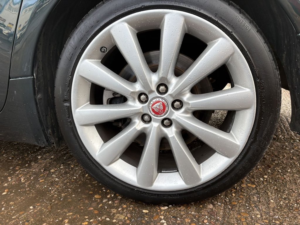 Used Jaguar XF 2015 for sale - 76333554: Photo 38