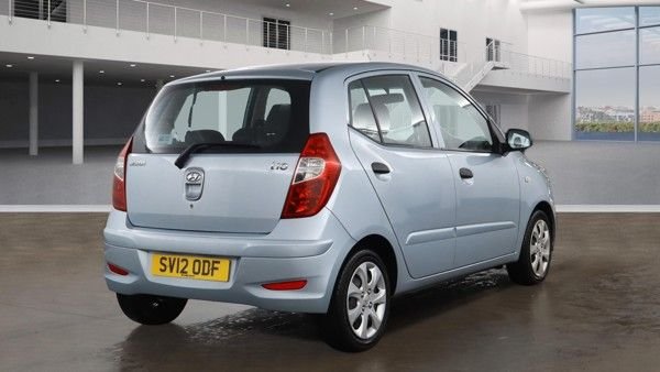 Used Hyundai i10 2012 for sale - 76937455: Photo 4