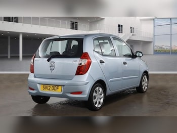 Used Hyundai i10 2012 for sale - 76937455: Photo