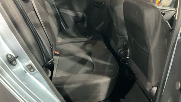 Used Hyundai i10 2012 for sale - 76937455: Photo 7