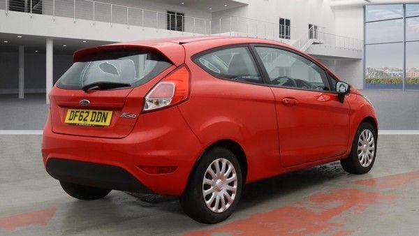 Used Ford Fiesta 2013 for sale - 76068937: Photo 4