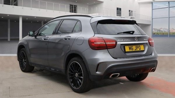 Used Mercedes-Benz GLA 2018 for sale - 77703873: Photo 3
