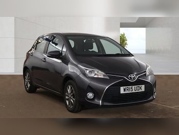 Used Toyota Yaris 2015 for sale - 78206590: Photo