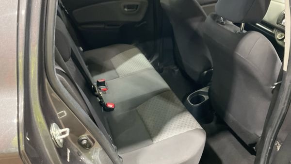 Used Toyota Yaris 2015 for sale - 78206590: Photo 7