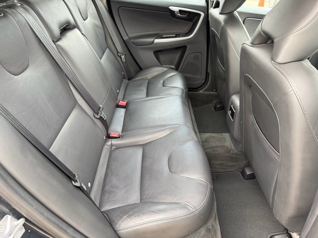 Used Volvo XC60 2017 for sale - 75752896: Photo 14