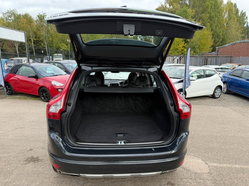 Used Volvo XC60 2017 for sale - 75752896: Photo 15