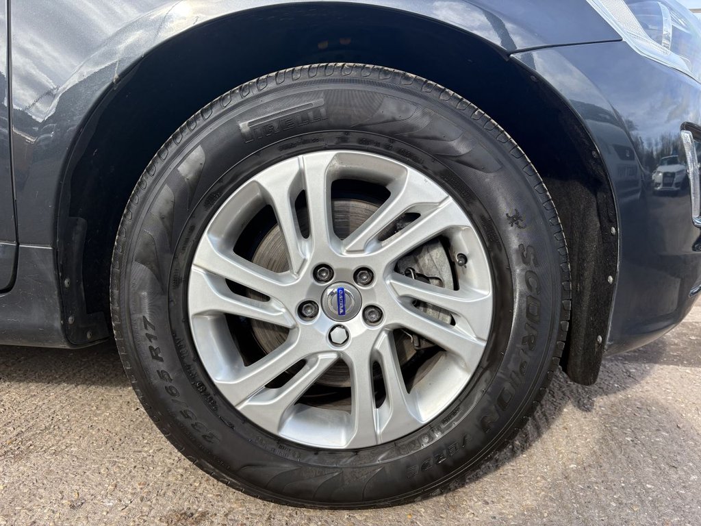 Used Volvo XC60 2017 for sale - 75752896: Photo 17