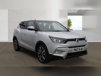 Used Ssangyong Tivoli 2017 for sale - 79523171: Photo