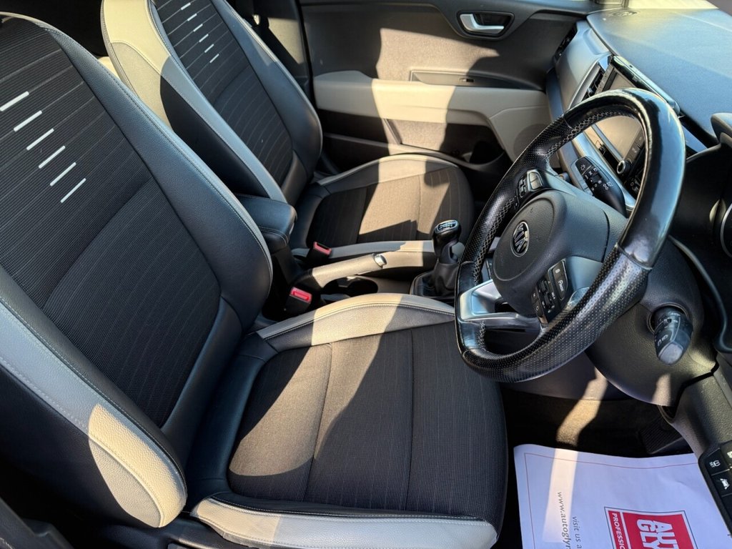 Used Kia Stonic 2018 for sale - 76570336: Photo 11