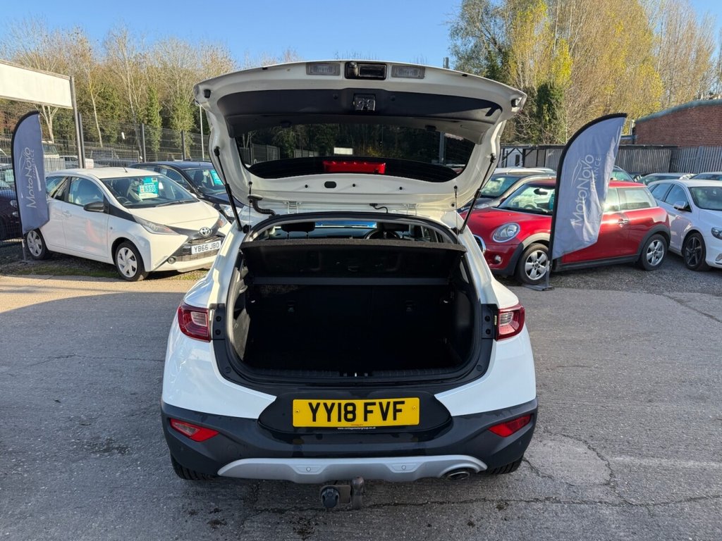 Used Kia Stonic 2018 for sale - 76570336: Photo 17