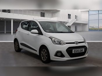 2015 (15) - 1.2 Premium 5dr