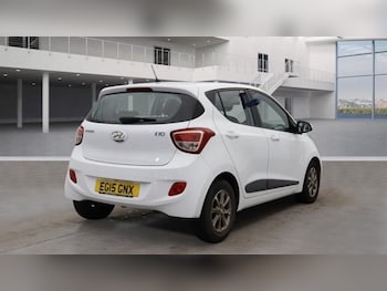 Used Hyundai i10 2015 for sale - 77020427: Photo