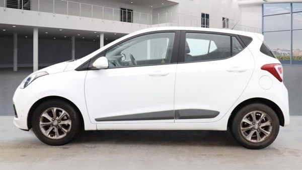 Used Hyundai i10 2015 for sale - 77020427: Photo 6