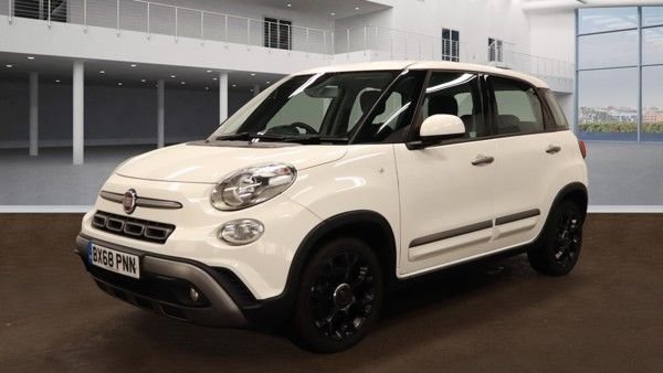 Used Fiat 500L 2018 for sale - 77263636: Photo 2