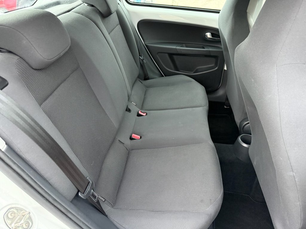 Used Volkswagen up! 2014 for sale - 76470348: Photo 10