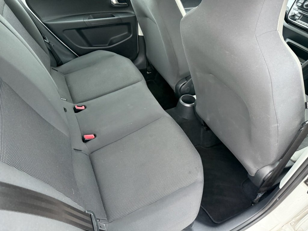 Used Volkswagen up! 2014 for sale - 76470348: Photo 17