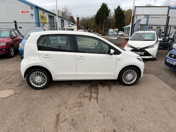Used Volkswagen up! 2014 for sale - 76470348: Photo
