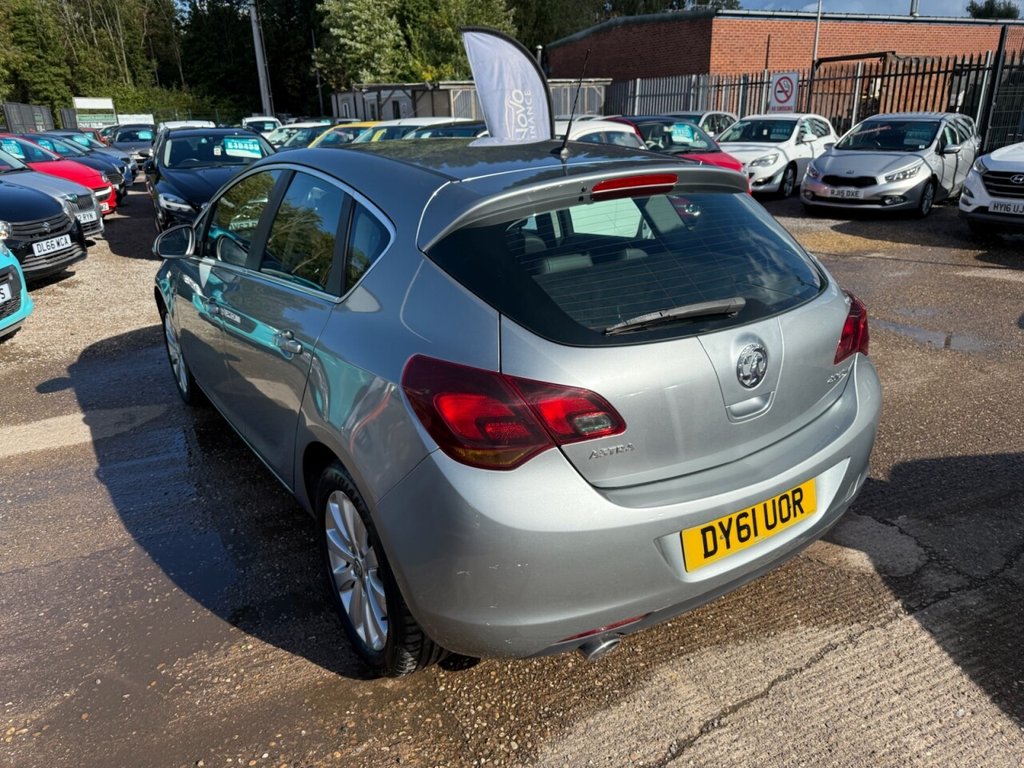 Used Vauxhall Astra 2011 for sale - 75648019: Photo 10