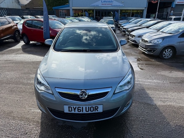 Used Vauxhall Astra 2011 for sale - 75648019: Photo 5