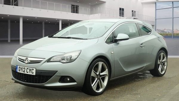 Used Vauxhall Astra GTC 2012 for sale - 77111205: Photo 2
