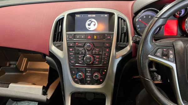 Used Vauxhall Astra GTC 2012 for sale - 77111205: Photo 8