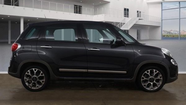 Used Fiat 500L 2017 for sale - 78036432: Photo 5
