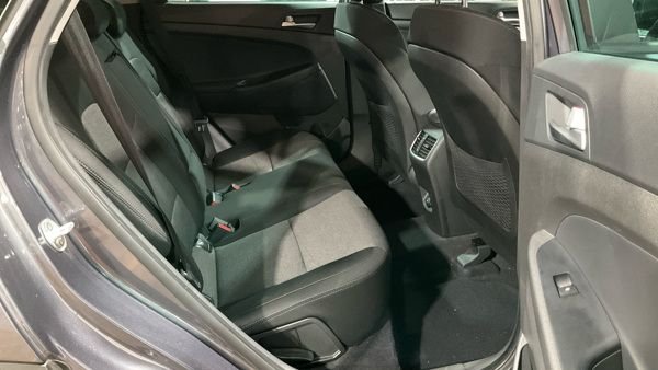 Used Hyundai TUCSON 2018 for sale - 77780703: Photo 7