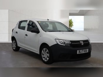 Used Dacia Sandero 2017 for sale - 78959883: Photo