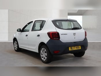 Used Dacia Sandero 2017 for sale - 78959883: Photo