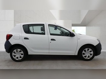Used Dacia Sandero 2017 for sale - 78959883: Photo