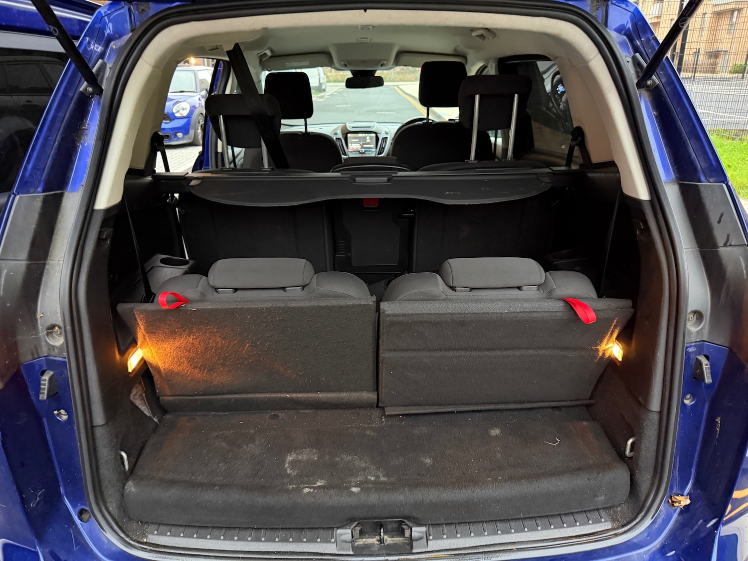 Used Ford Grand C-Max 2015 for sale - 76611678: Photo 10