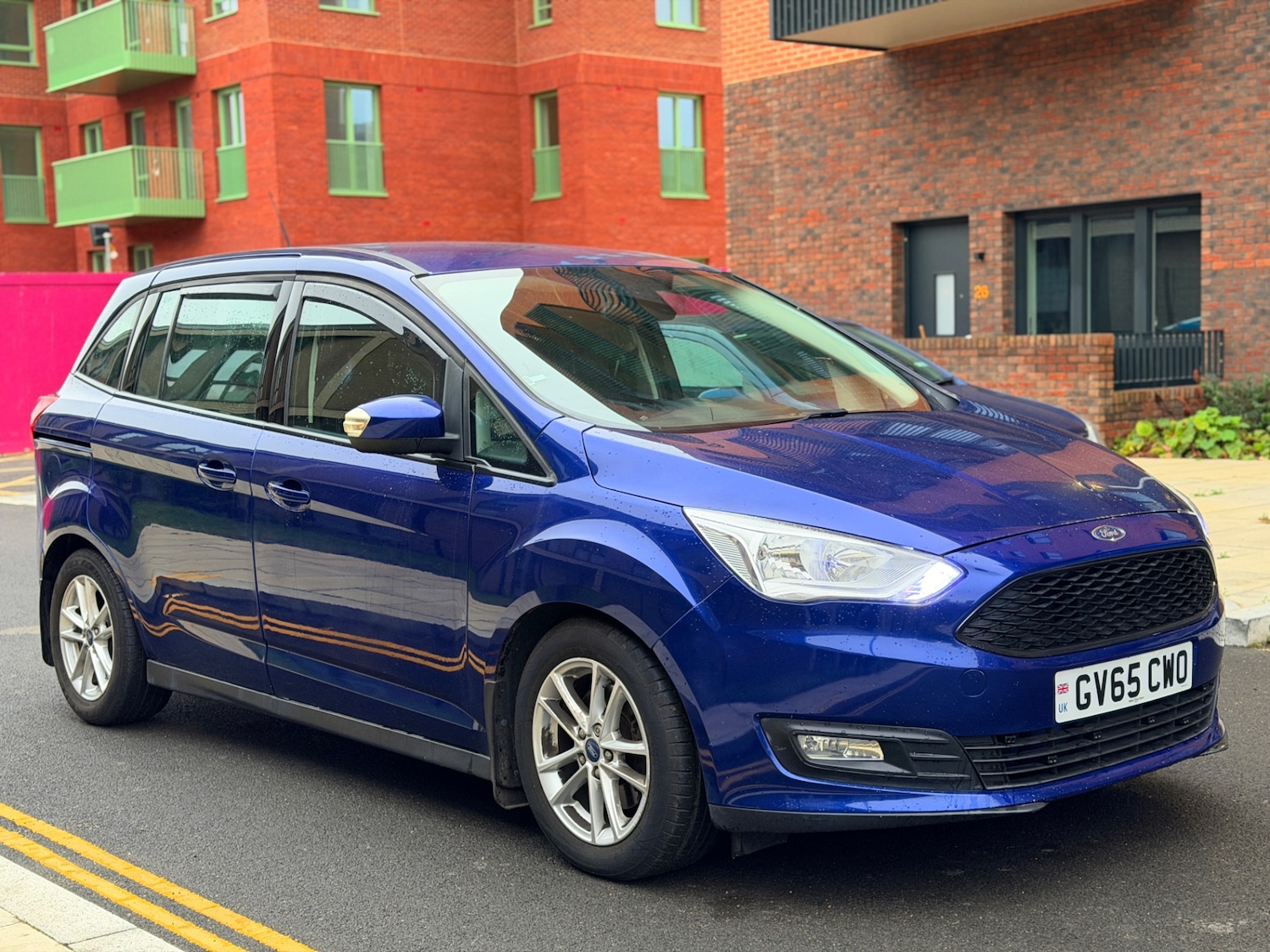 Used Ford Grand C-Max 2015 for sale - 76611678: Photo 4