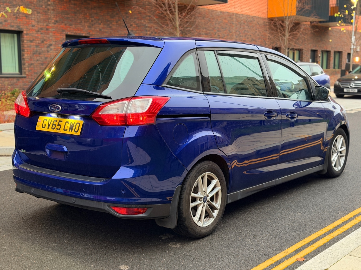 Used Ford Grand C-Max 2015 for sale - 76611678: Photo 5