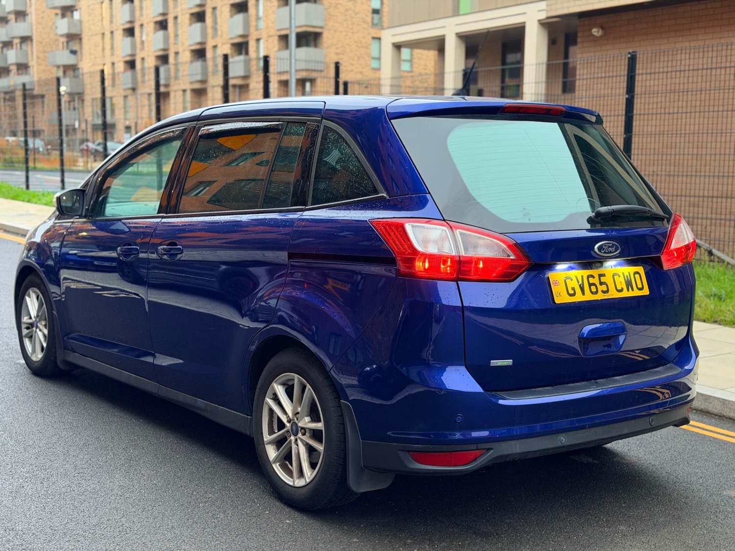 Used Ford Grand C-Max 2015 for sale - 76611678: Photo 7