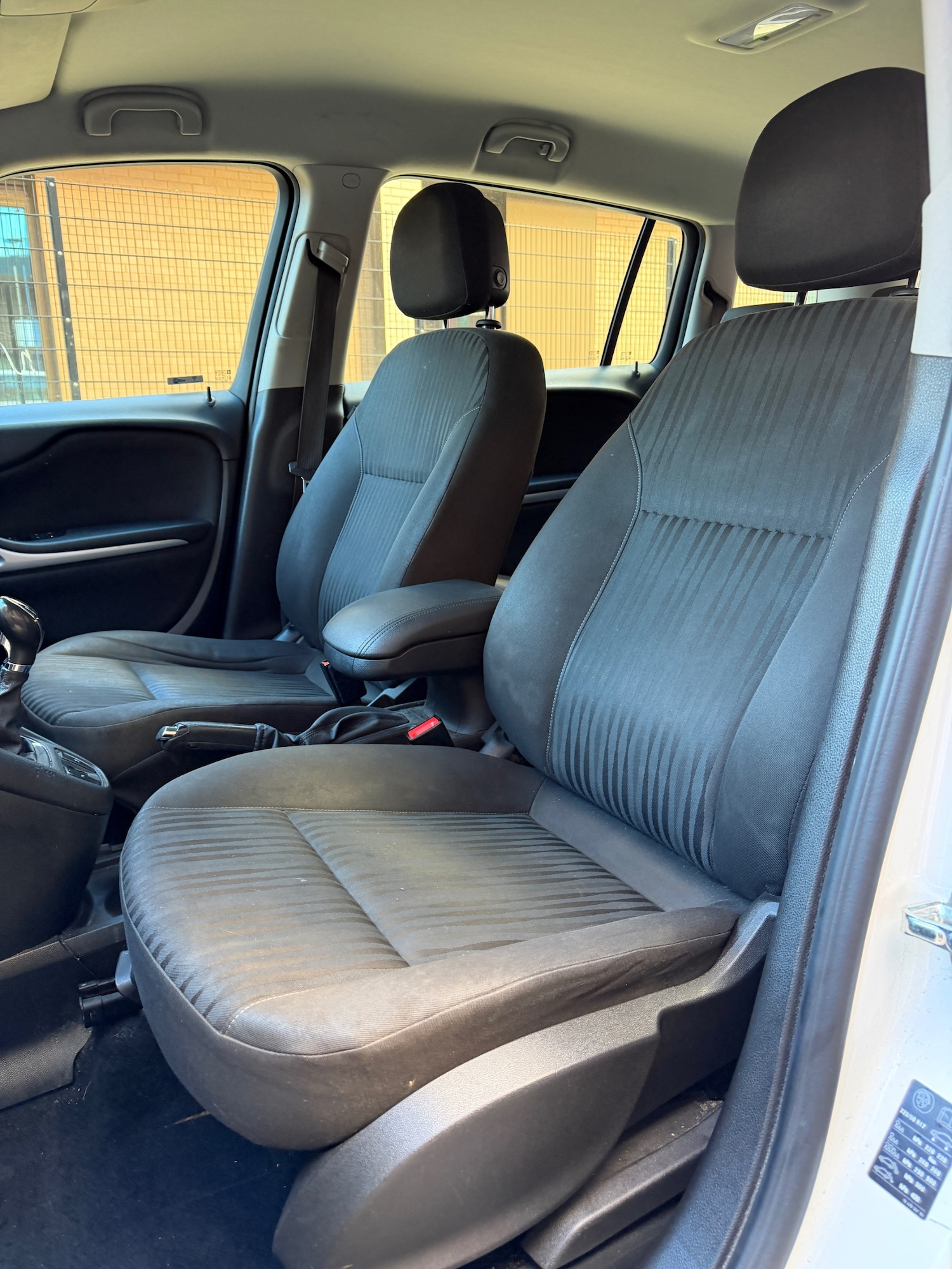 Used Vauxhall Zafira 2017 for sale - 76613517: Photo 17