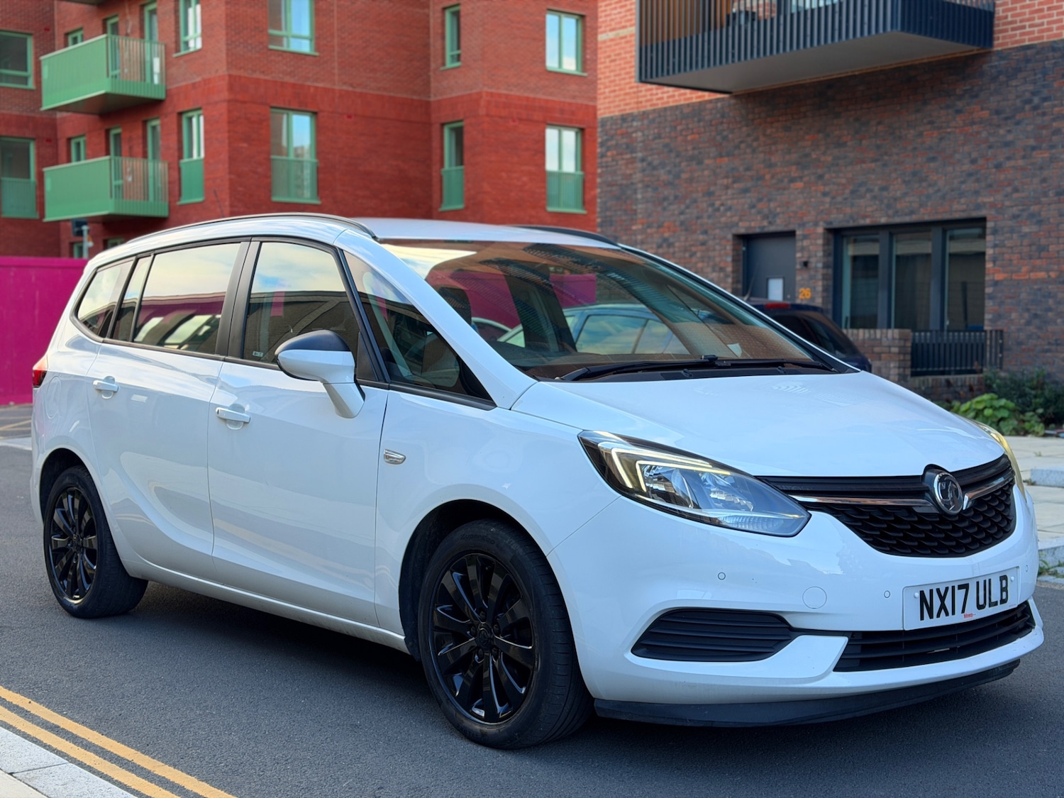 Used Vauxhall Zafira 2017 for sale - 76613517: Photo 3