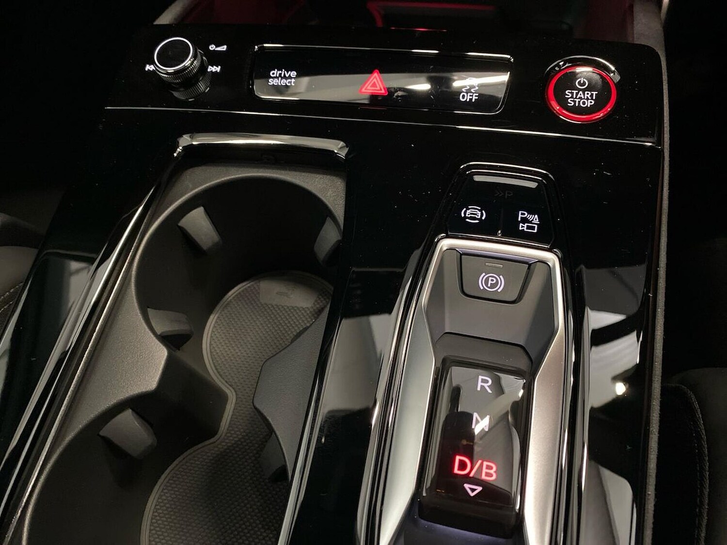 Used Audi Q6 e-tron 2025 for sale - 76436512: Photo 22