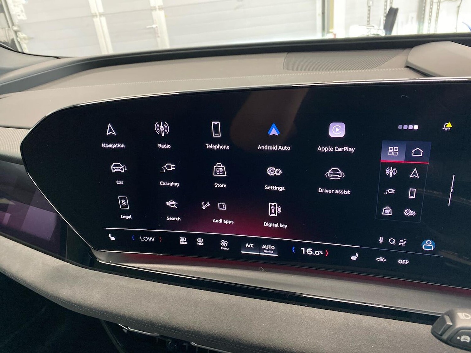 Used Audi Q6 e-tron 2025 for sale - 76436512: Photo 25