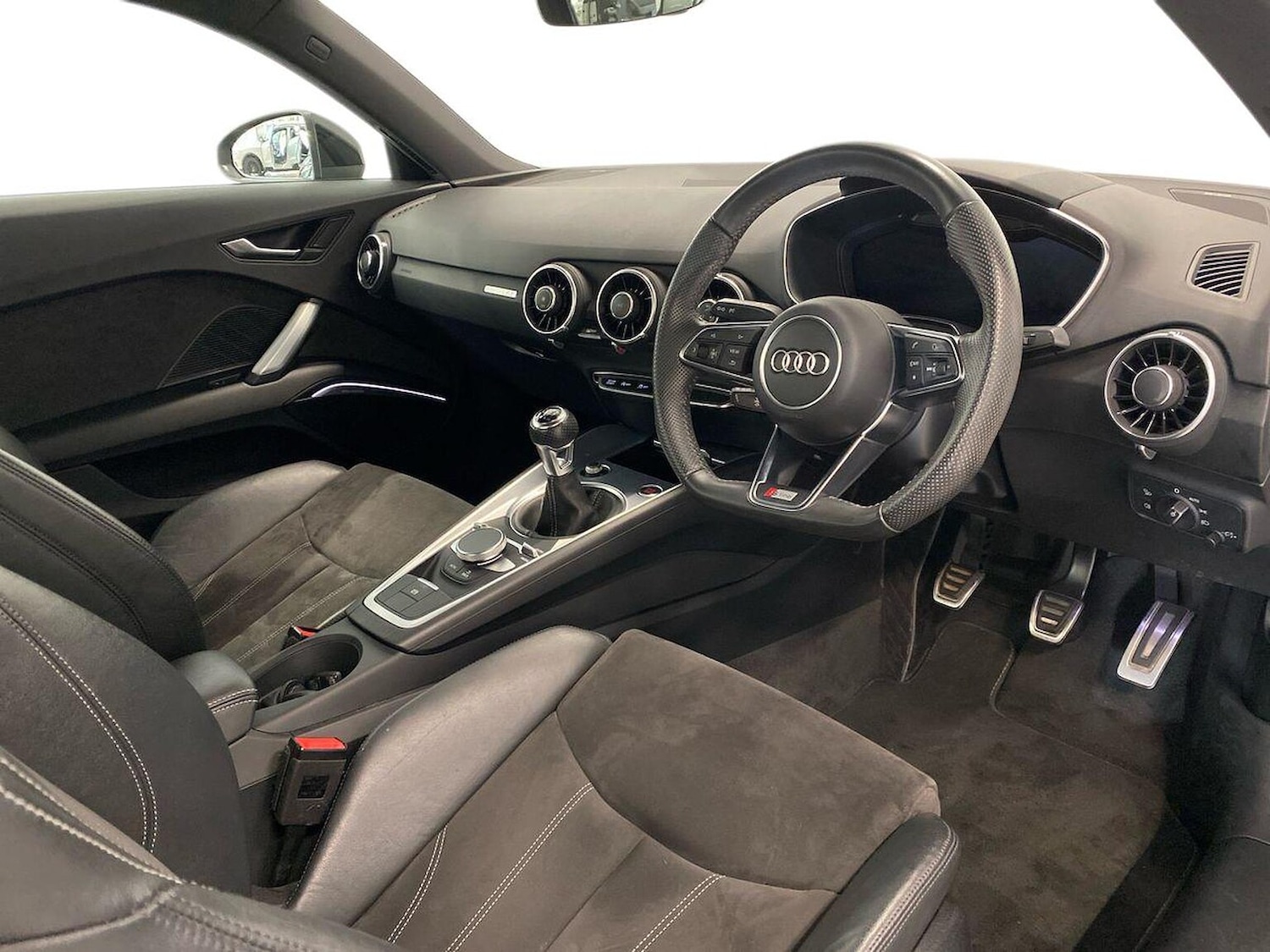 Used Audi TT 2017 for sale - 76194524: Photo 15