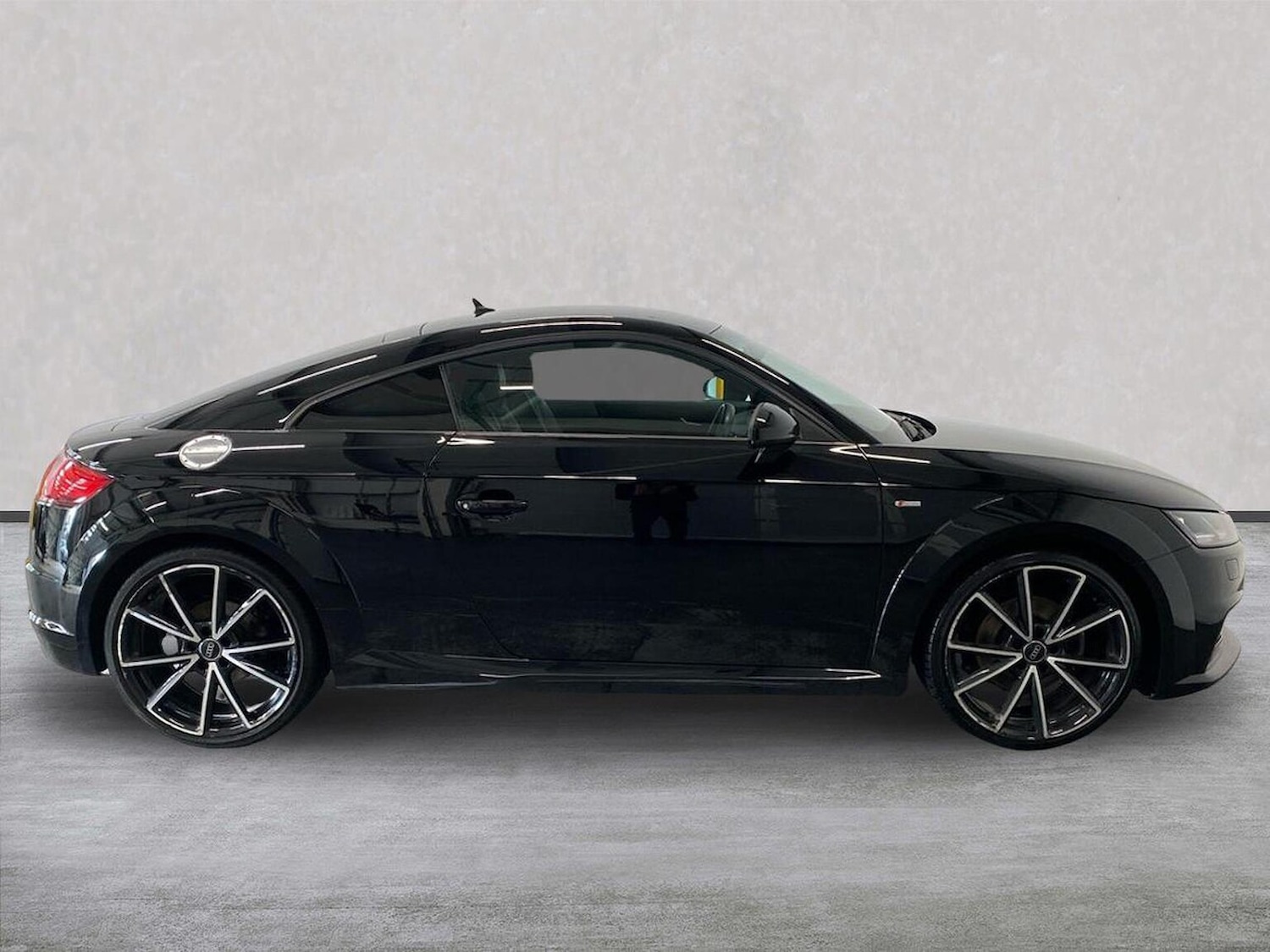 Used Audi TT 2017 for sale - 76194524: Photo 3