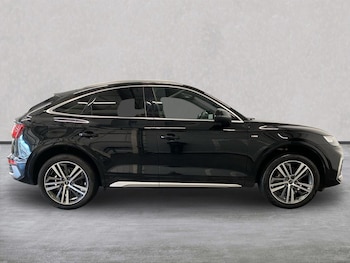 Used Audi Q5 2022 for sale - 76220474: Photo 3