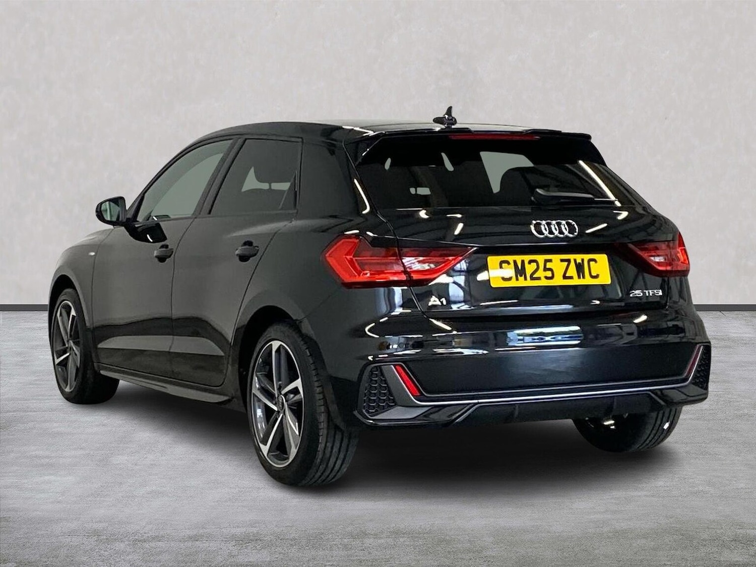 Used Audi A1 2025 for sale - 76171494: Photo 2